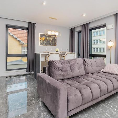 Luxurious Apartment With Two Bedrooms And Parking In Gdynia By Noclegi Renters Экстерьер фото