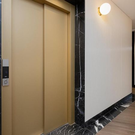 Luxurious Apartment With Two Bedrooms And Parking In Gdynia By Noclegi Renters Экстерьер фото