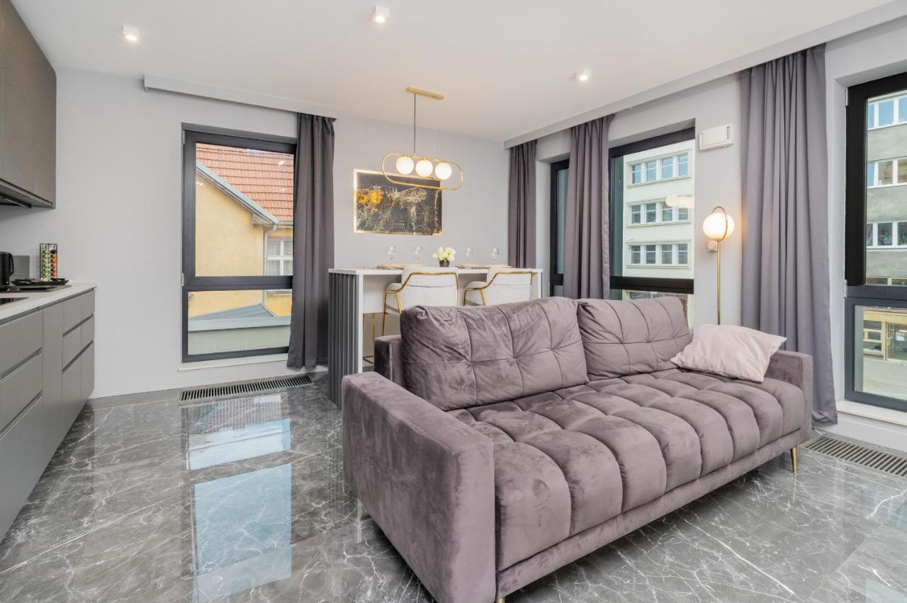 Luxurious Apartment With Two Bedrooms And Parking In Gdynia By Noclegi Renters Экстерьер фото